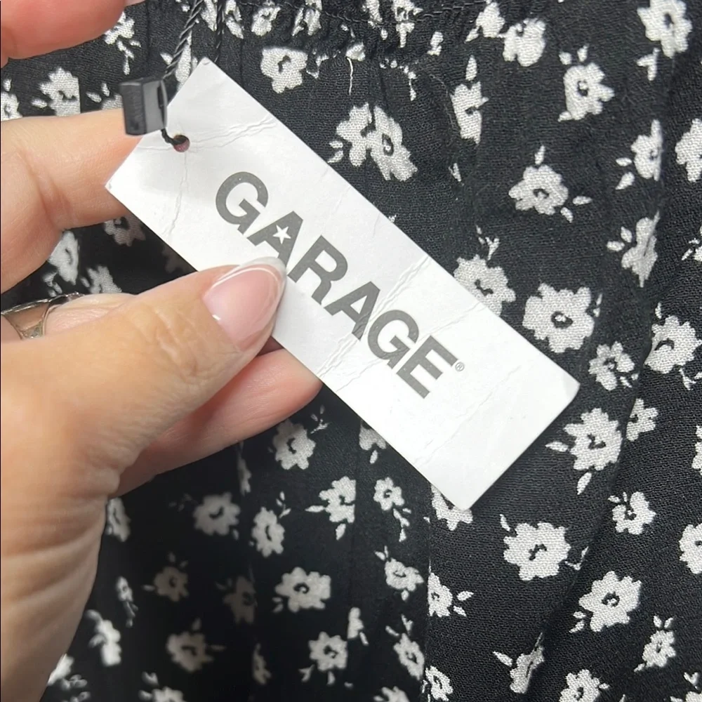 Garage nwt sophia